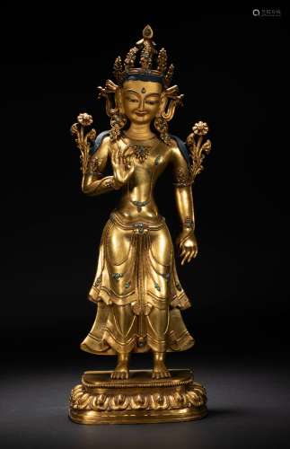 Qing Dynasty A gilt bronze statue of Guanyin standing