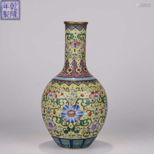 Qing Dynasty Pastel Flower Bottle