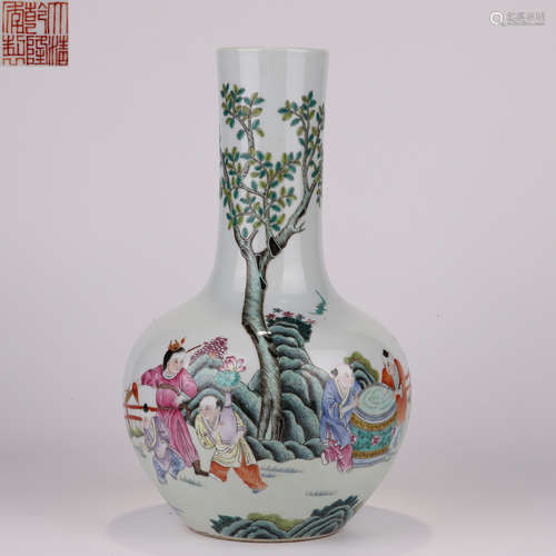 Qing dynasty famille rose character bottle