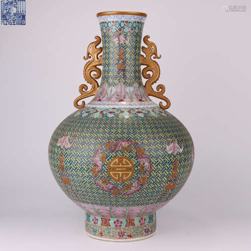 Qing dynasty famille rose double-eared bottle