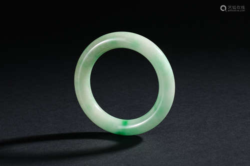 Qing Dynasty Jade Bracelet