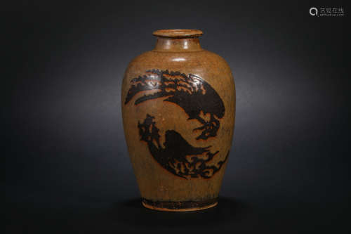 Song Dynasty sauce-glazed bird pattern bottle