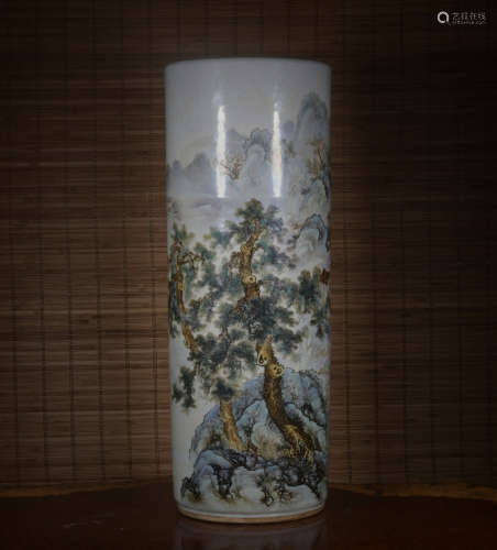 A Wu cai 'landscape' vase