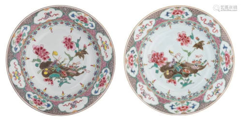 A pair of Chinese famille rose 'Feuille de Tabac' deep