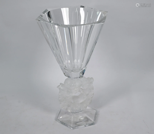 A Lalique glass 'Mesanges' large vase