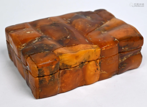 A Baltic amber jewellery box