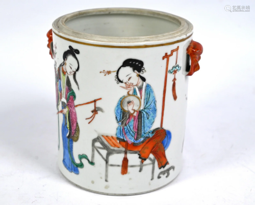 A 19th century Chinese famille rose ladies jar, 13 cm