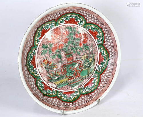 A Chinese wucai dish, Kangxi period (1662-1722) Qing