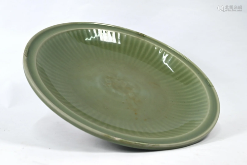 A Chinese Ming dynasty (1368-1644) Longquan celadon