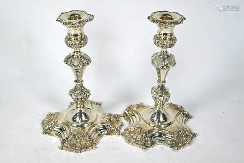 Pair of Irish cast silver candlesticks, Dublin 1975