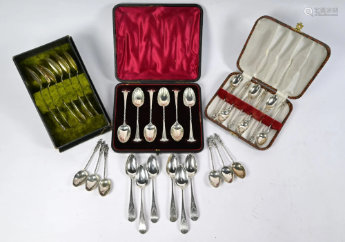 Georgian and later sets of silver teaspoons