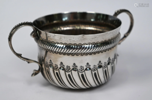Victorian silver porringer