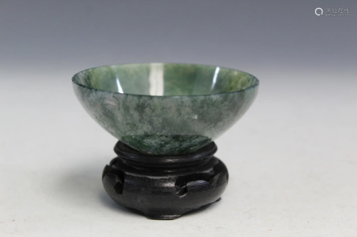 Chinese Carved Agate Snuff Dish