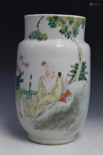 Chinese Porcelain Jar.