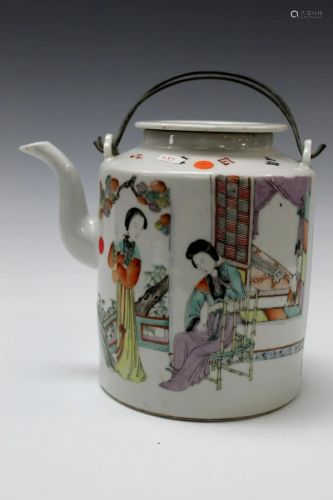 Chinese Famille Rose Tea Pot