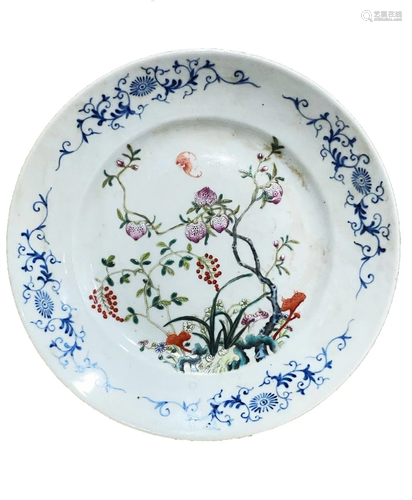 A BLUE AND WHITE 'PEACH AND BAT' PORCELAIN DISH