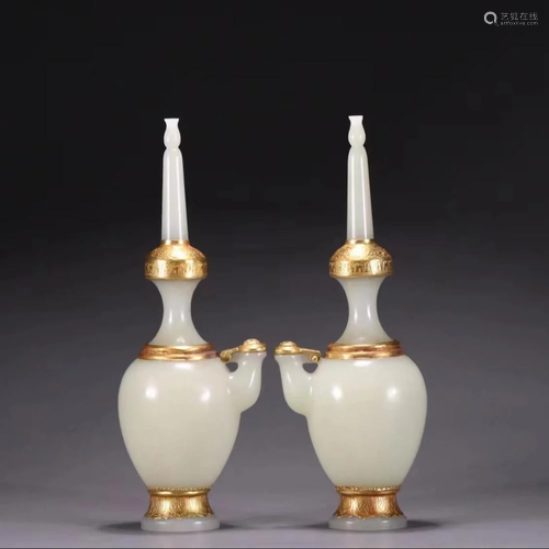 PAIR OF GILT JADE CARVING PLAIN VASES