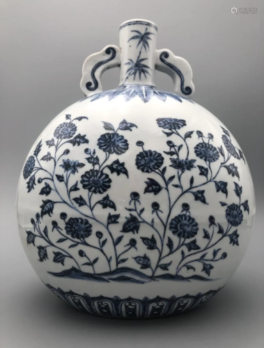 BLUE AND WHITE FLORAL MOONFLASK VASE