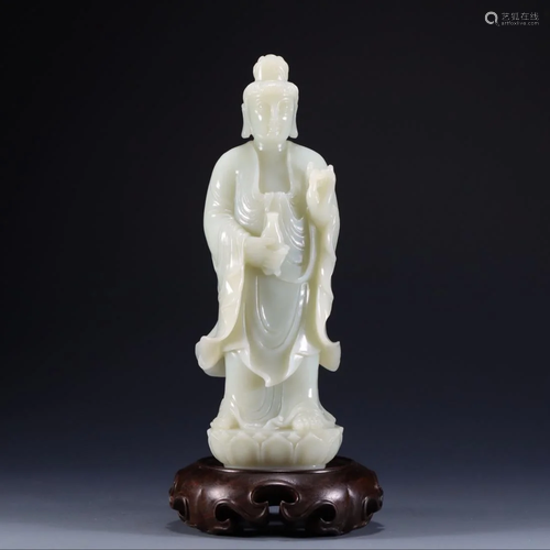 CREAMY JADE CARVING FIGURINE OF GUANYIN