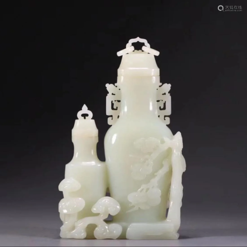 CHINESE WHITE JADE CARVING OF 'FU AND LU' VASE