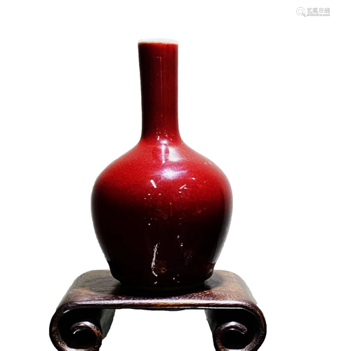 CHINESE MONOCHROME RED GLAZED VASE