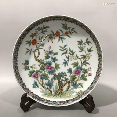 CHINESE FAMILLE ROSE 'FLOWERS' PLATE