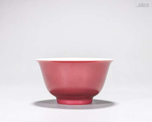 “大清乾隆年制”款胭脂紅釉碗