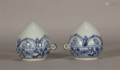 Pair Blue and White Bird Feeder Xuande Style