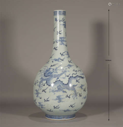 Blue and White Pear Shaped Vase Yongzheng Style