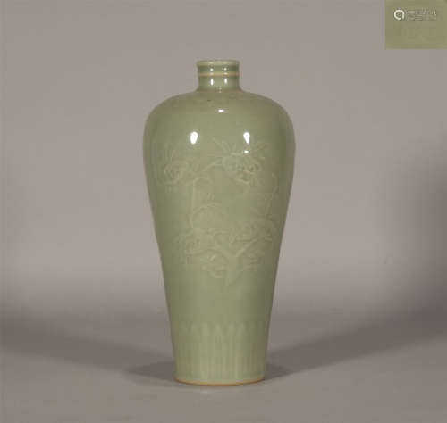White Glazed Meiping Qianlong Style