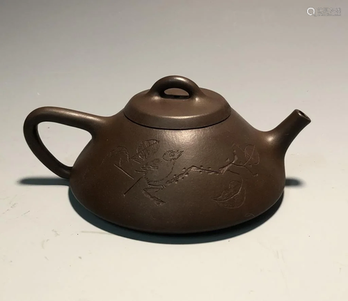 Chinese Zisha Teapot