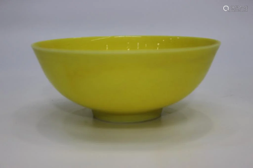 Chinese Yellow Glazed Porcelain Bowl,Mark