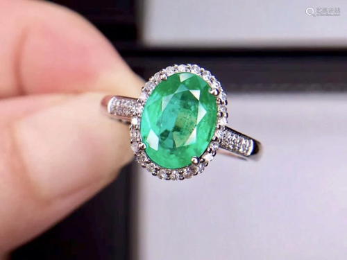 A Emerald Ring