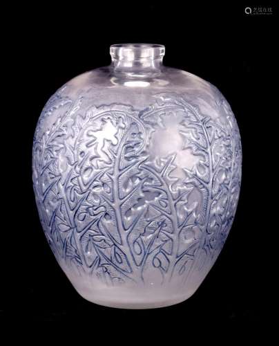 AN R LALIQUE 'ACANTHUS' BLUE STAINED VASE