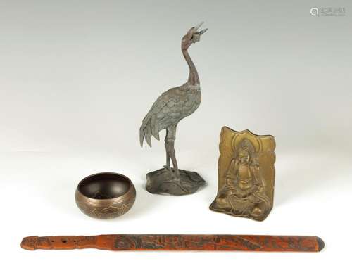 A SELECTION OF ORIENTAL ITEMS