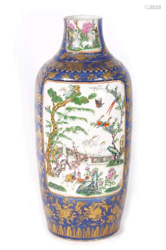 A LARGE 19TH CENTURY CHINESE FAMILE VERTE VASE