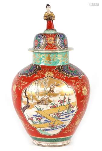 A LARGE 19TH CENTURY CHINESE PORCELAIN VASE AND COVER