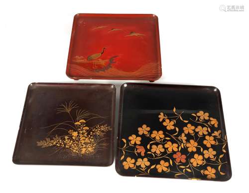 A GROUP OF THREE LATE 19TH CENTURY JAPANESE COLOURED LACQUER...