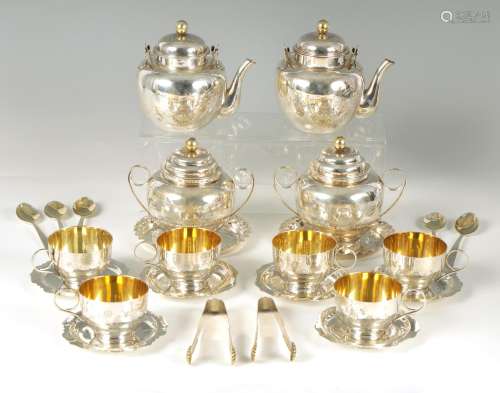 A CONTINENTAL JAPANESE STYLE SILVER AND GILT TEA SERVICE