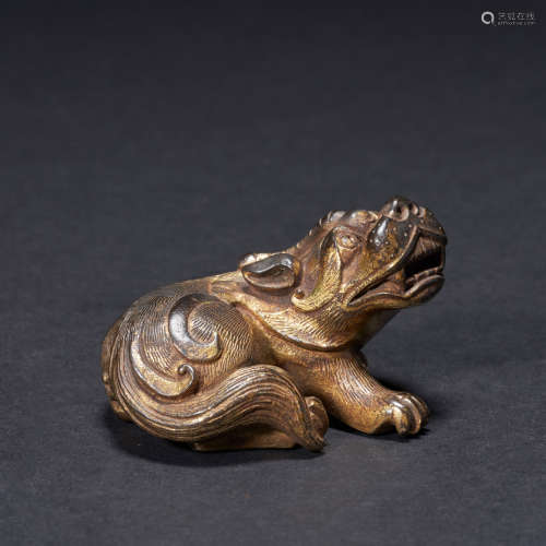 Ancient Chinese bronze gilded beast