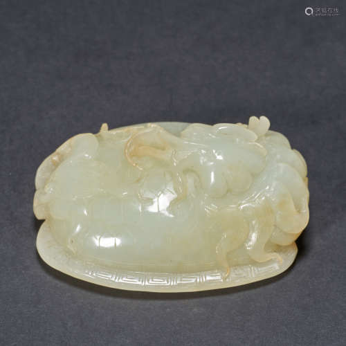 Hetian jade paper weight in Qing Dynasty