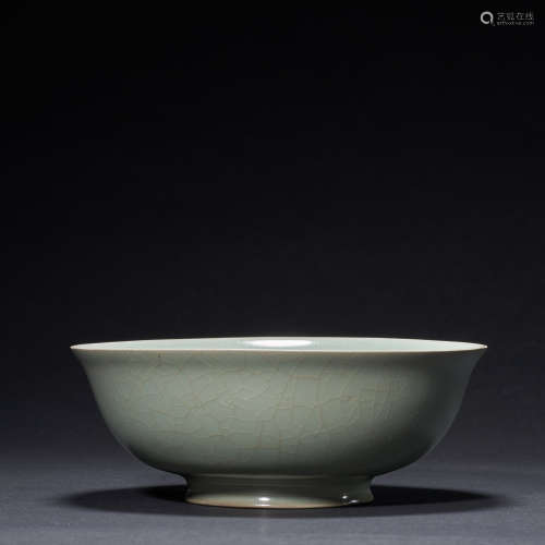 Celadon glazed bowl of Song Dynasty China