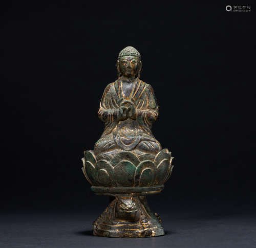 Ancient bronze gilt Buddha statue