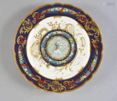 Assiette en porcelaine de Sèvres du début du XIXe siècle, en...