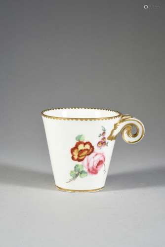 Gobelet à la Reine en porcelaine de Sèvres du XVIIIe siècle ...