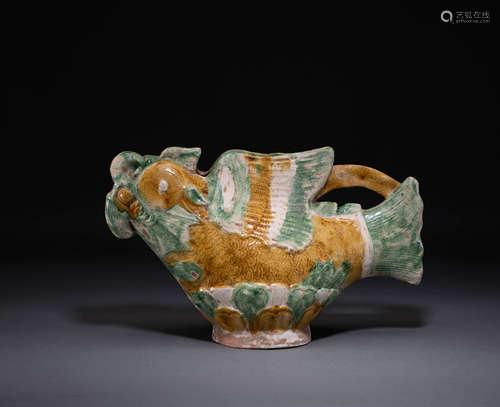 Chinese Tang Dynasty tri-color Capricorn pot