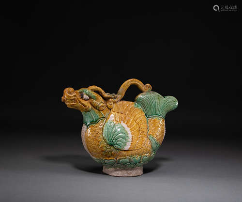 Chinese Liao Dynasty tri-color Capricorn pot