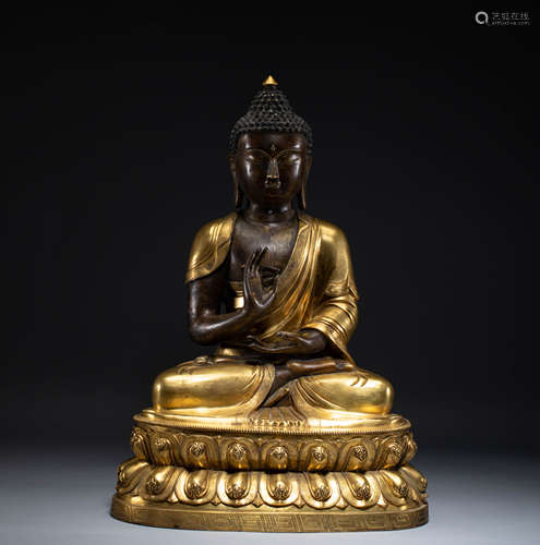 Chinese qing dynasty bronze plated Buddha Sakyamuni