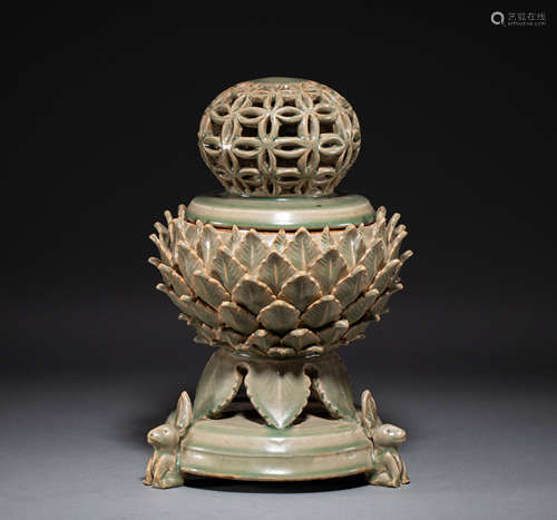 Incense burner from yue Kiln in Song Dynasty of China