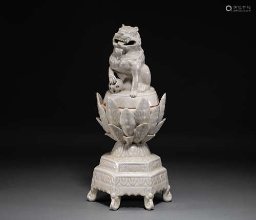 Censer of ding kiln in Song Dynasty of China